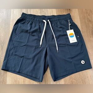 VUORI Men's Kore Short Unlined 7” Ink Sz Medium V388 Athletic NWT